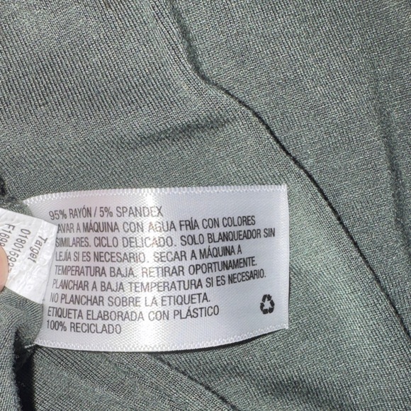 A New Day V-Neck Henley Top M with Long, Roll-Tab Sleeves - Olive Green - Picture 5 of 5